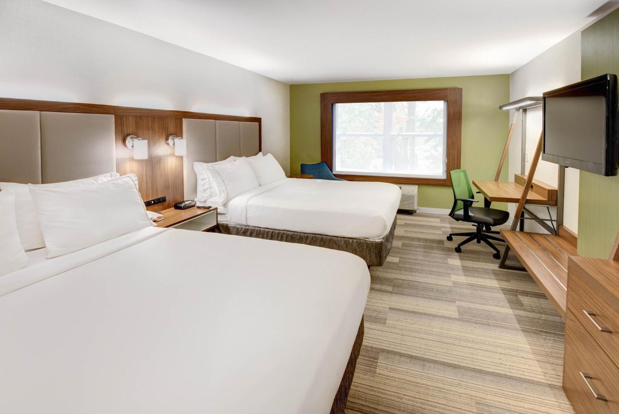 Holiday Inn Express Woodbridge By Ihg Avenel Exterior foto
