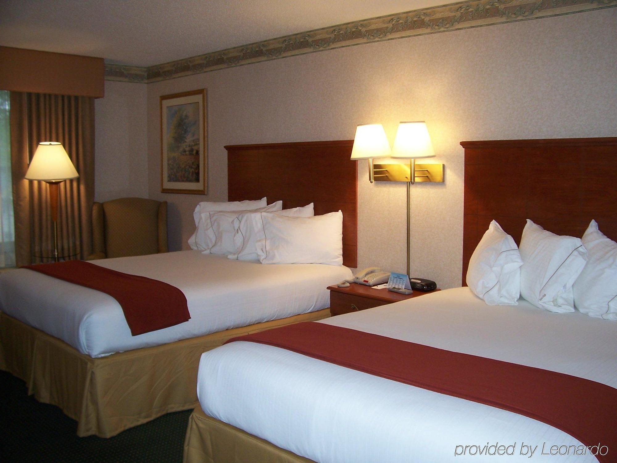 Holiday Inn Express Woodbridge By Ihg Avenel Quarto foto